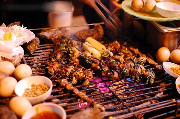 Barbecued meat, eggs and sauces in sapa