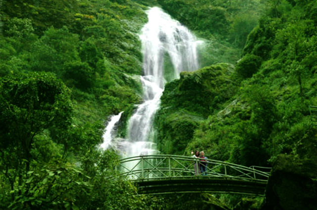 thac bac waterfall